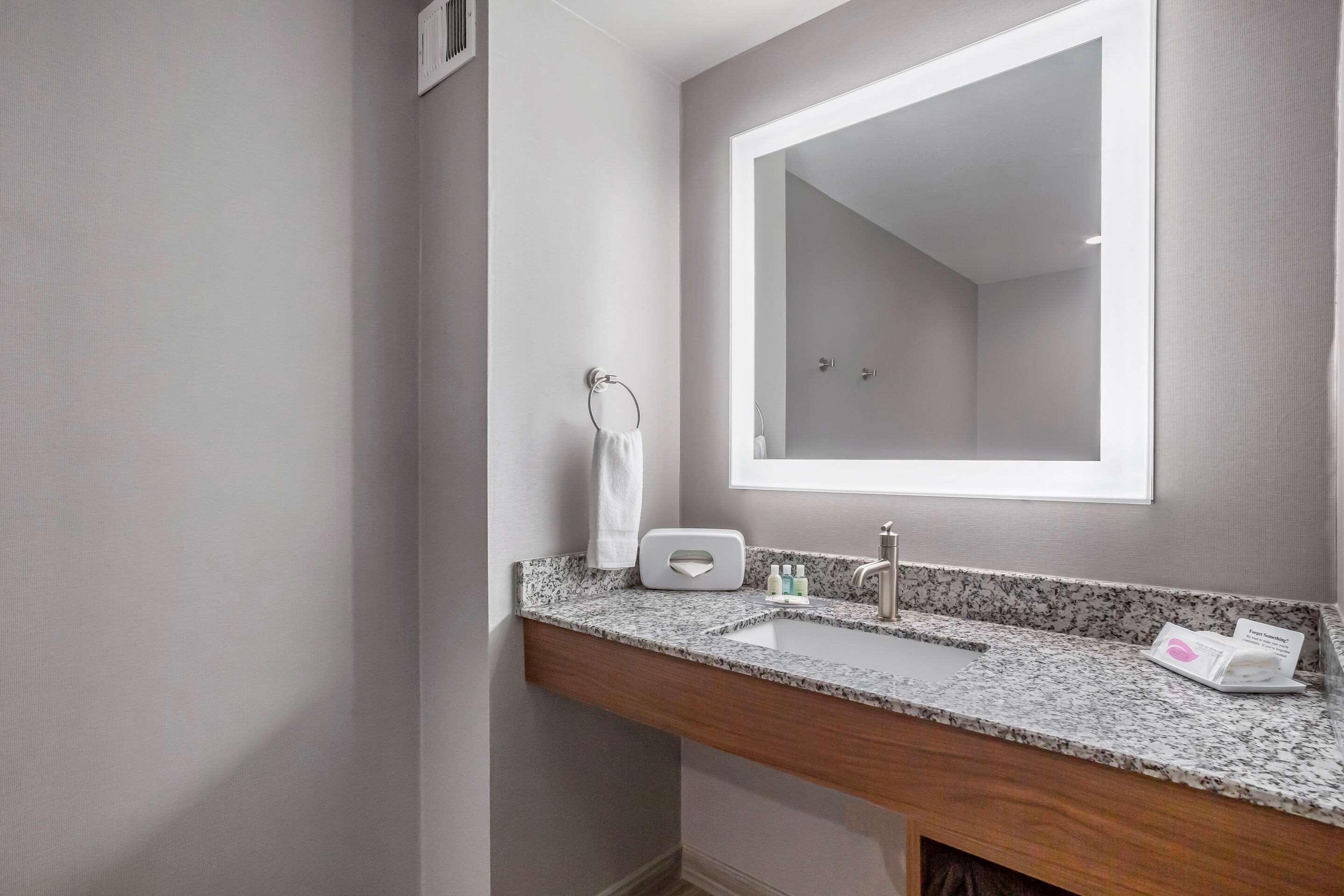 Quality Inn & Suites Livermore Wine Country Экстерьер фото