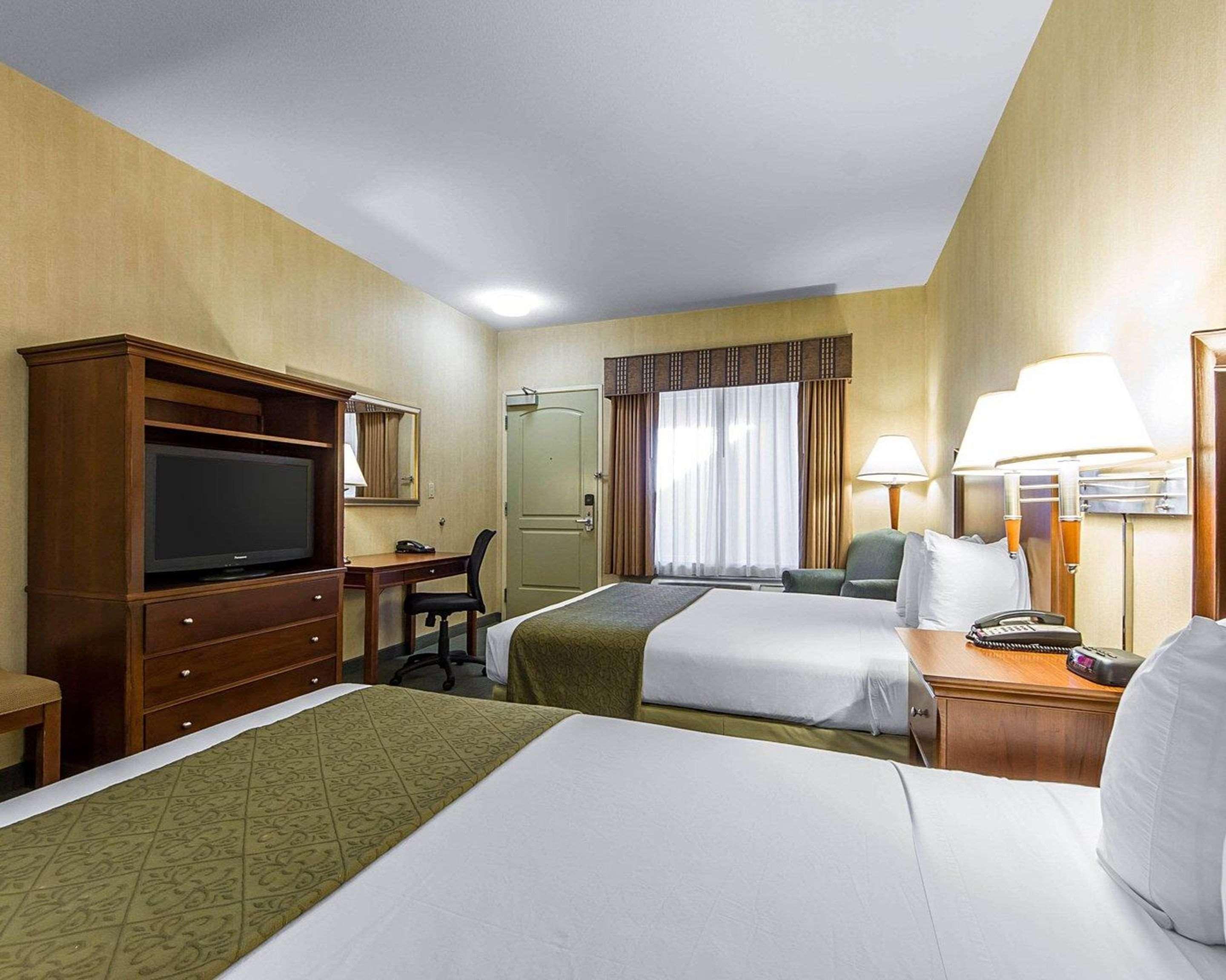 Quality Inn & Suites Livermore Wine Country Экстерьер фото