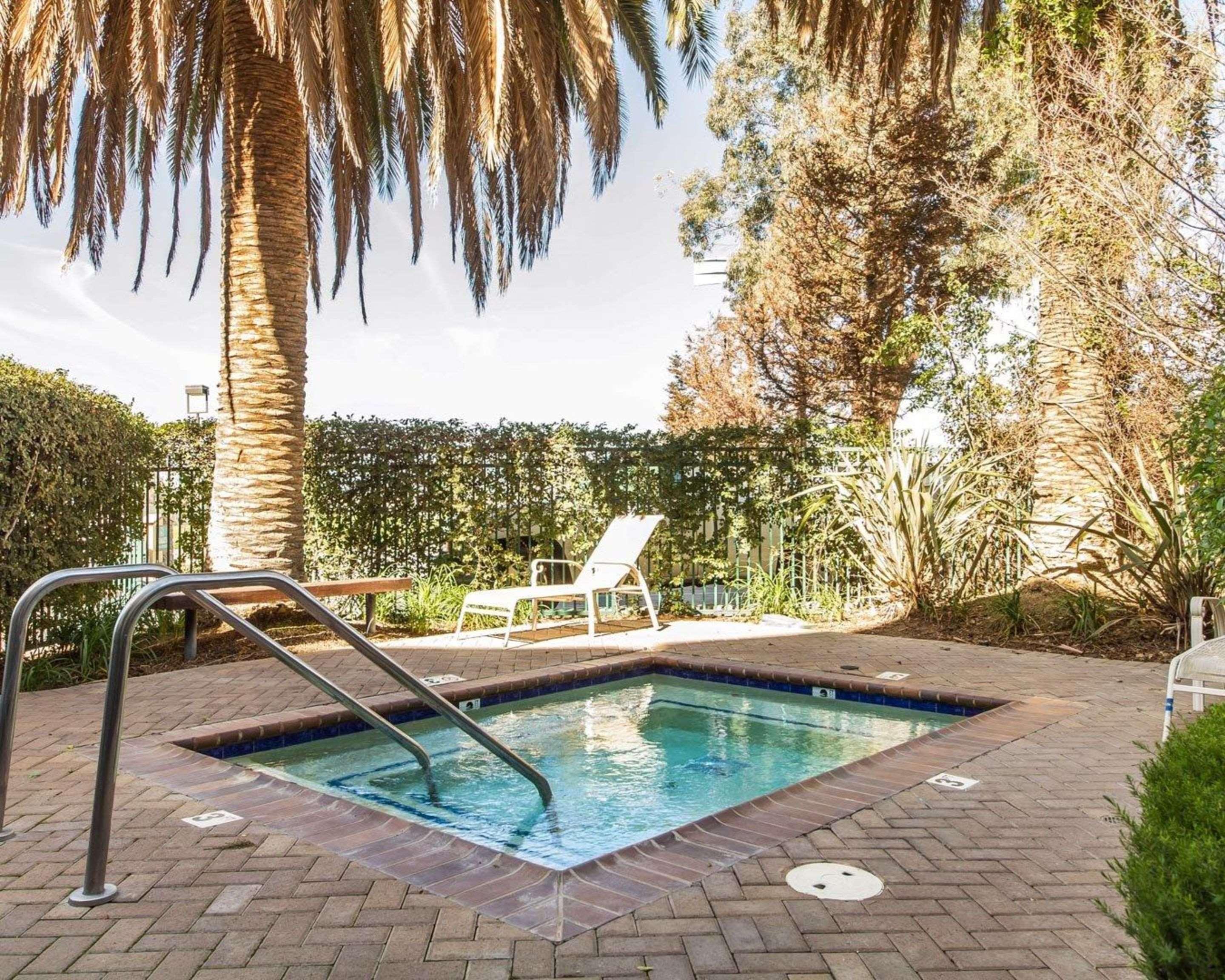 Quality Inn & Suites Livermore Wine Country Экстерьер фото