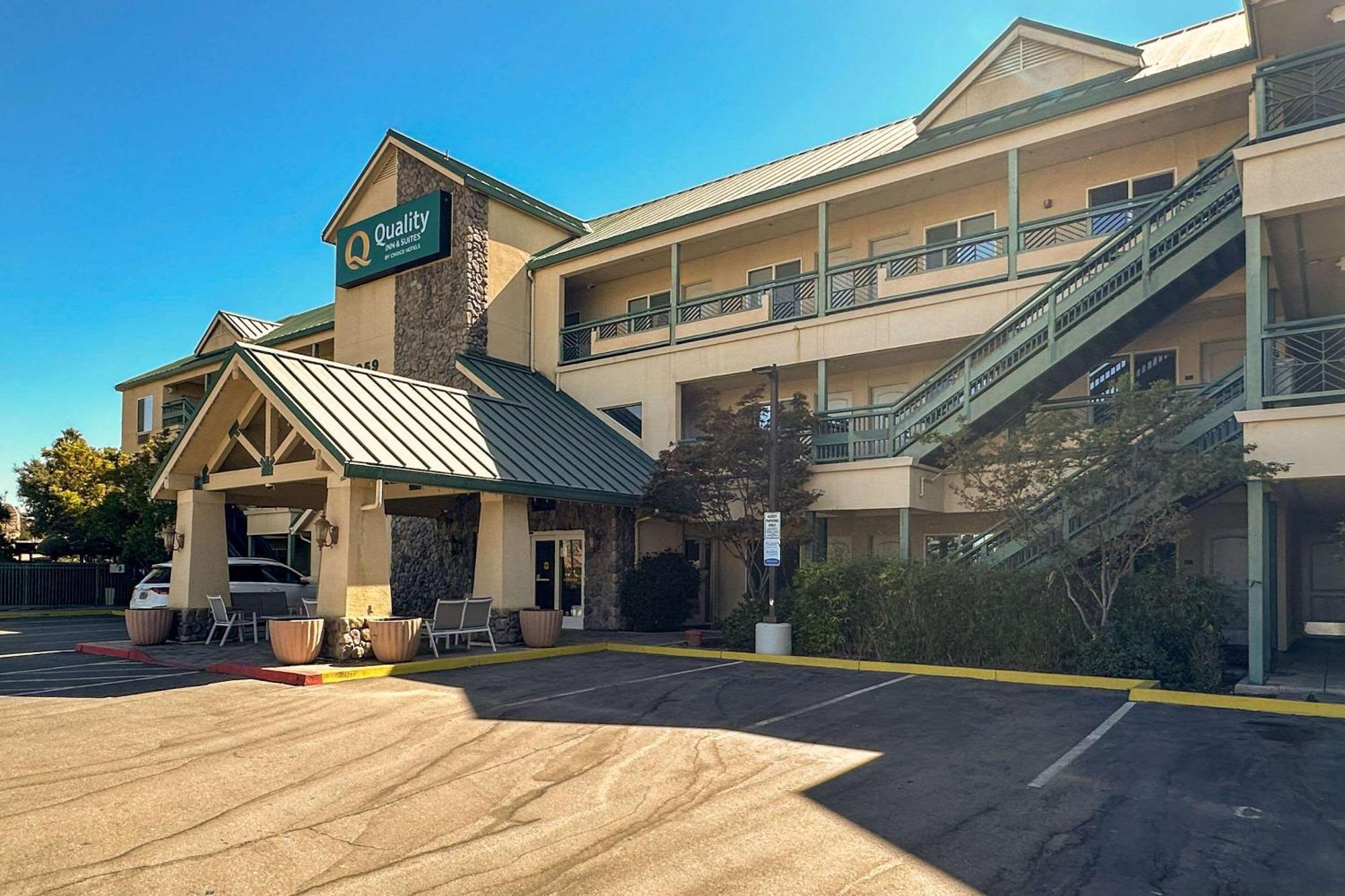 Quality Inn & Suites Livermore Wine Country Экстерьер фото
