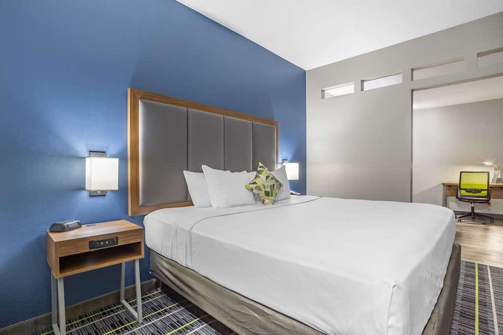 Quality Inn & Suites Livermore Wine Country Номер фото