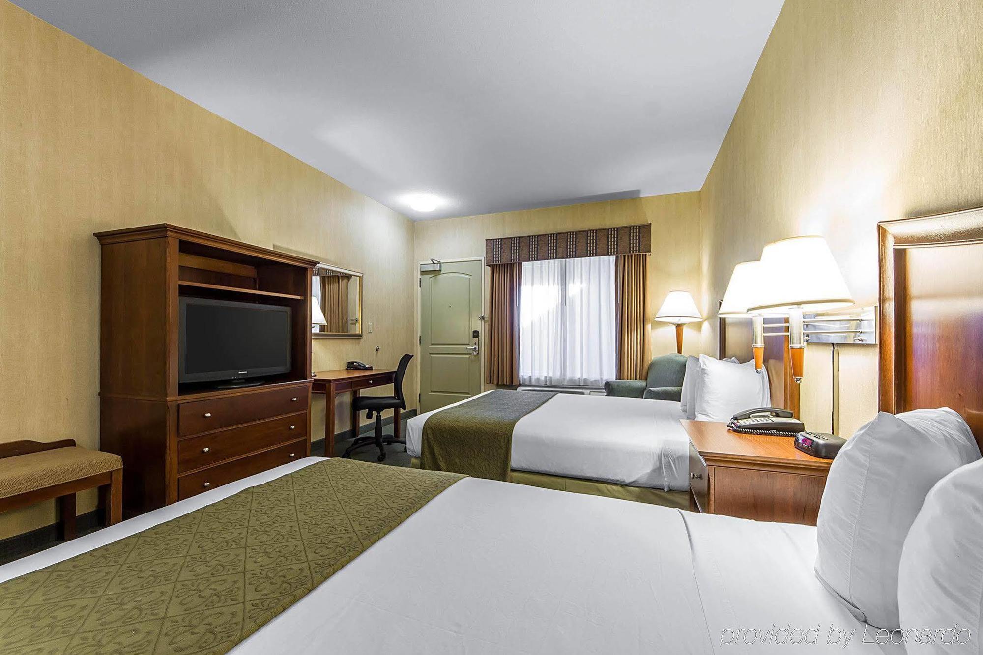 Quality Inn & Suites Livermore Wine Country Экстерьер фото